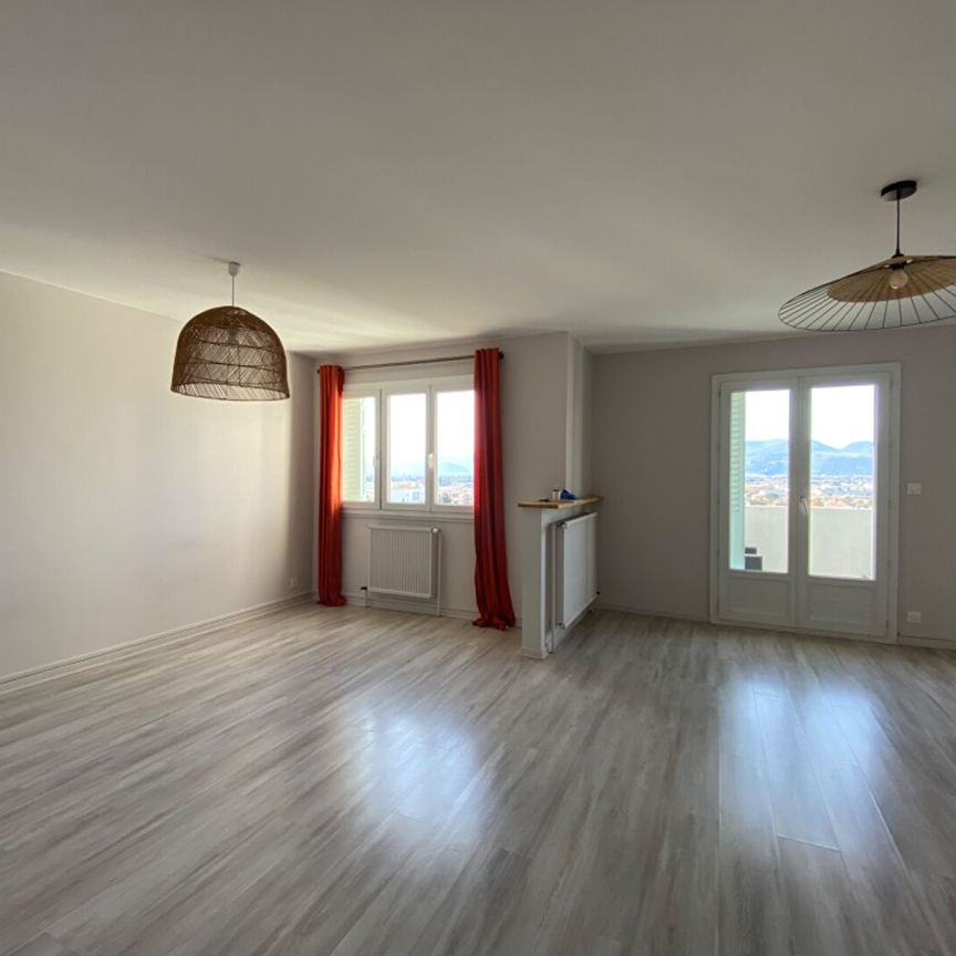 Location Appartement 4 pièces 85m² - Photo 1