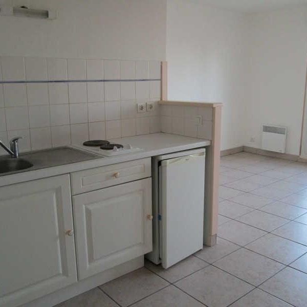 Location Appartement 1 pièce 28m² ANGERS 49000 - Photo 1
