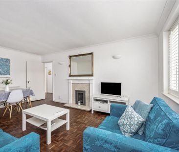 2 bedroom bungalow to rent - Photo 2