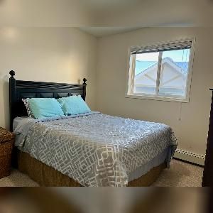 Fully Furnished 2 Bed 2 Bath Move-In Ready Utilities Incl. Fort Sask - Photo 3