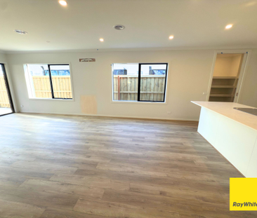 Exceptional Metricon Comfort Meets Modern Living in The Grove - Photo 2