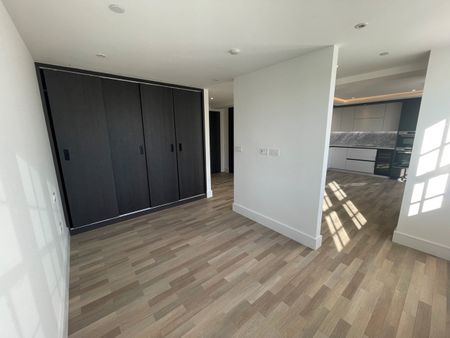 1 Bed Flat, Davies House, SE1 - Photo 2