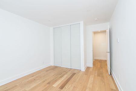 365 Eglinton Avenue East - Photo 3