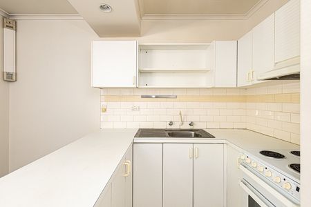 1/50 Barkly Street, Carlton VIC 3053 - Photo 3