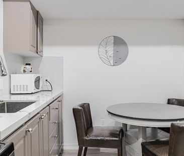 For Lease - 432 Ladycroft Terrace Unit# Lower Level, Mississauga, O... - Photo 1