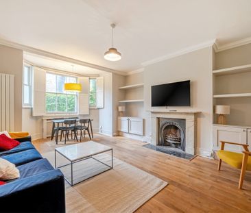 2 bedroom flat to rent - Photo 3