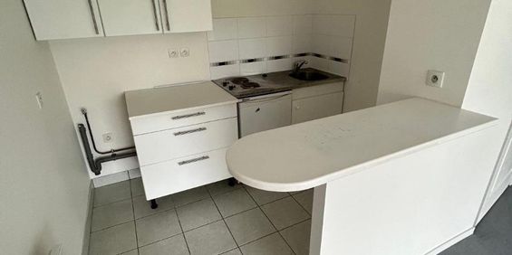 Location Appartement 2 pièces 47m² DOUAI 59500 - Photo 3