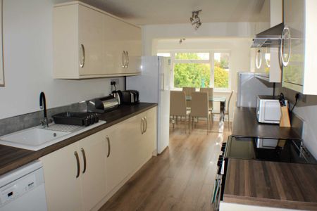 St Anne's Close, Bicester - Photo 5