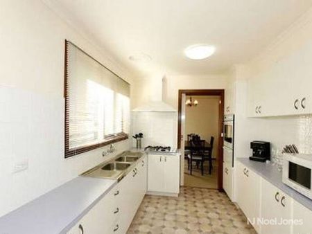 2/6 Scott Street, MITCHAM - Photo 5