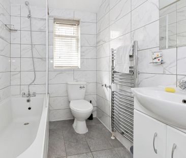 1 bedroom in a house share to rent - Photo 6