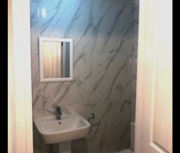 Studio Flat, Norbroke Street, W12 - Photo 3