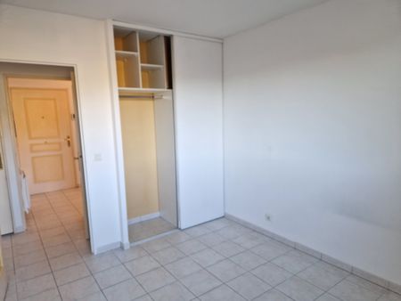 Location Appartement 3 pièces 66m² VENCE 06140 - Photo 4