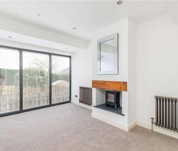 High Bank Close, Addingham, Ilkley, West Yorkshire, LS29 - Photo 3