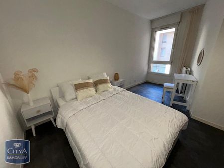 Location Appartement 2 pièces 55m² CHATEAUROUX 36000 - Photo 3