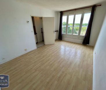 Location Appartement 1 pièce 27m² MAUREPAS 78310 - Photo 1