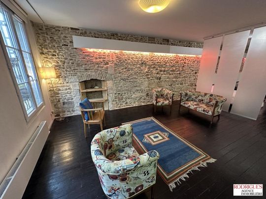 Location Appartement 1 pièce 58m² POITIERS 86000 - Photo 1