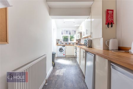 Stanley Avenue, - Photo 2