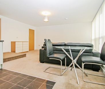 2 bedroom apartment to rent - Photo 3
