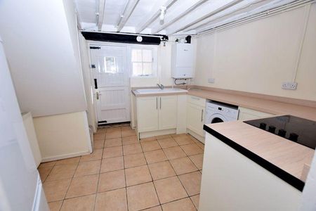 2 bedroom terraced house to rent - Photo 5