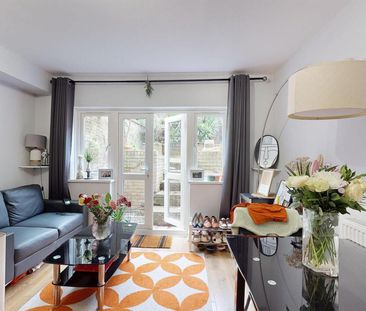 studio property to let - Photo 4