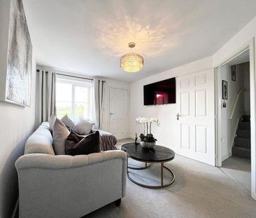 3 bedroom detached house to rent - Photo 2