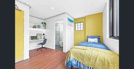 STUDENT ACCOMMODATION - SECURITY BUILDING -LIFT AVAILABLE - RENT INCLUDES ELECTRICITY WATER AND INTERNET - Photo 2