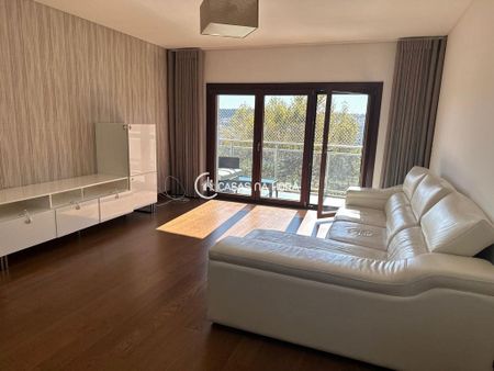 3 bedroom luxury Apartment for rent in Odivelas, Portugal - Photo 3