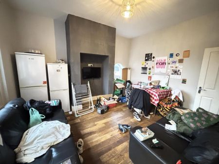 4 bedroom house to rent - Photo 2