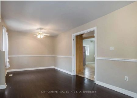 Detached Home For Lease | W9248183 - Photo 5