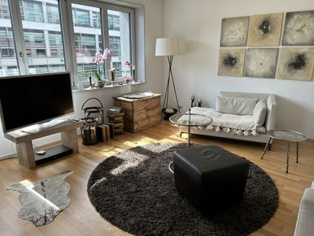 Moderne möblierte 3.5-Zimmer-Wohnung mit Balkon in Zürich - Foto 3