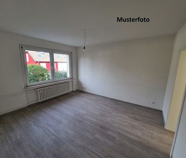 zentrales 1-Zimmer-Appartment mit Balkon in modernisiertem Haus - Photo 1