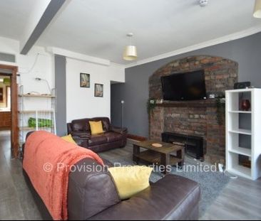 8 Bed Properties in Hyde Park - Photo 1