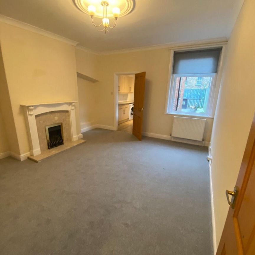 College Road, Harrogate, HG2 0AQ - Photo 1