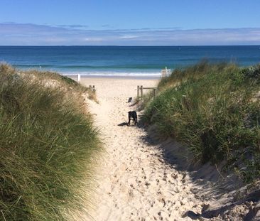 Swanbourne - Photo 2