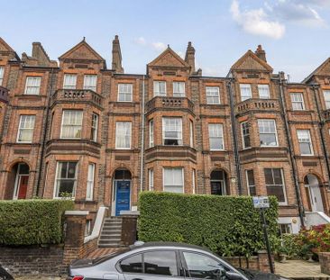 3 bedroom maisonette to rent - Photo 2