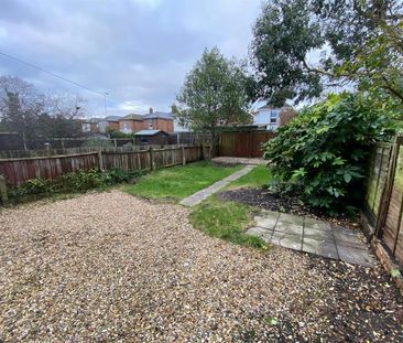 Detached house to rent on - Photo 2