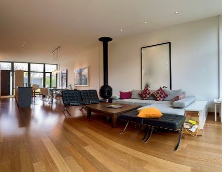 Fully Rent Furnished Short & Long term – Stunning Loft in TROINEX with Private Garden & Rooftop Terrace, Turnkey - Photo 3