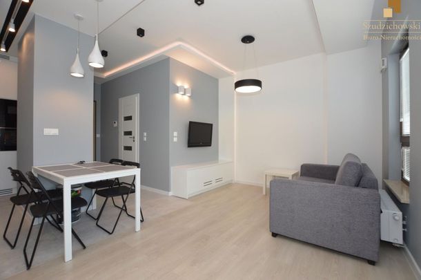 Mieszkanie na wynajem Warszawa, Wilanów, Wilanów, Sarmacka - Photo 1