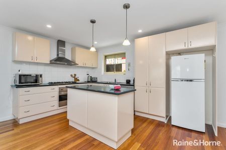 Don't Miss This One! - Photo 4