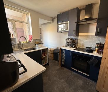 Room in a Shared House, School Road, BS4 - Photo 6