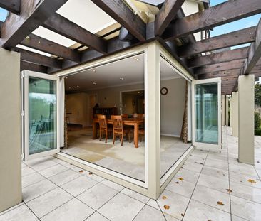 Welcome to your new home! - Photo 3