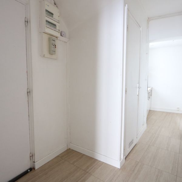 Location Appartement 1 pièce 29m² - Photo 1