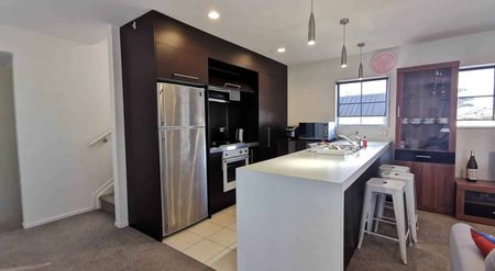 Wonderful home for your family - Photo 2