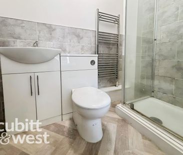 1 bedroom in a house share to rent - Photo 6