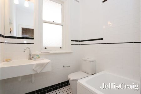 5/283 Royal Parade, Parkville - Photo 5