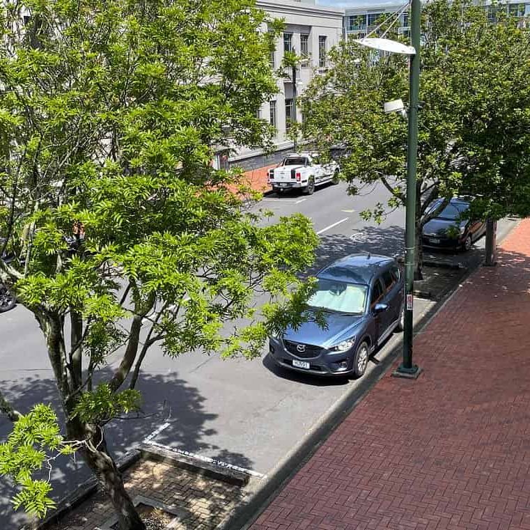 Studio Apartment Viaduct Location - Photo 1