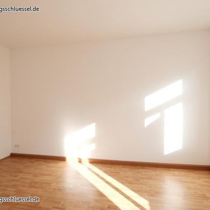 SCHÖNE 3-RAUMWOHNUNG MIT BALKON IN RUHIGER SEITENLAGE! - Photo 1