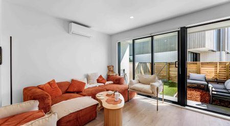 Step Into Contemporary Comfort – Near New Terr... - Photo 2