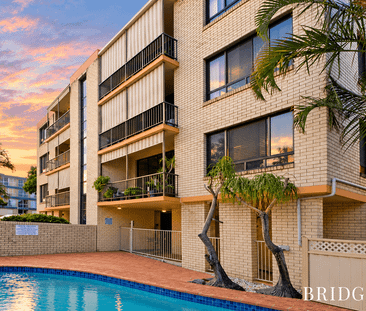 Coastal Comfort in the Heart of Caloundra - Photo 6