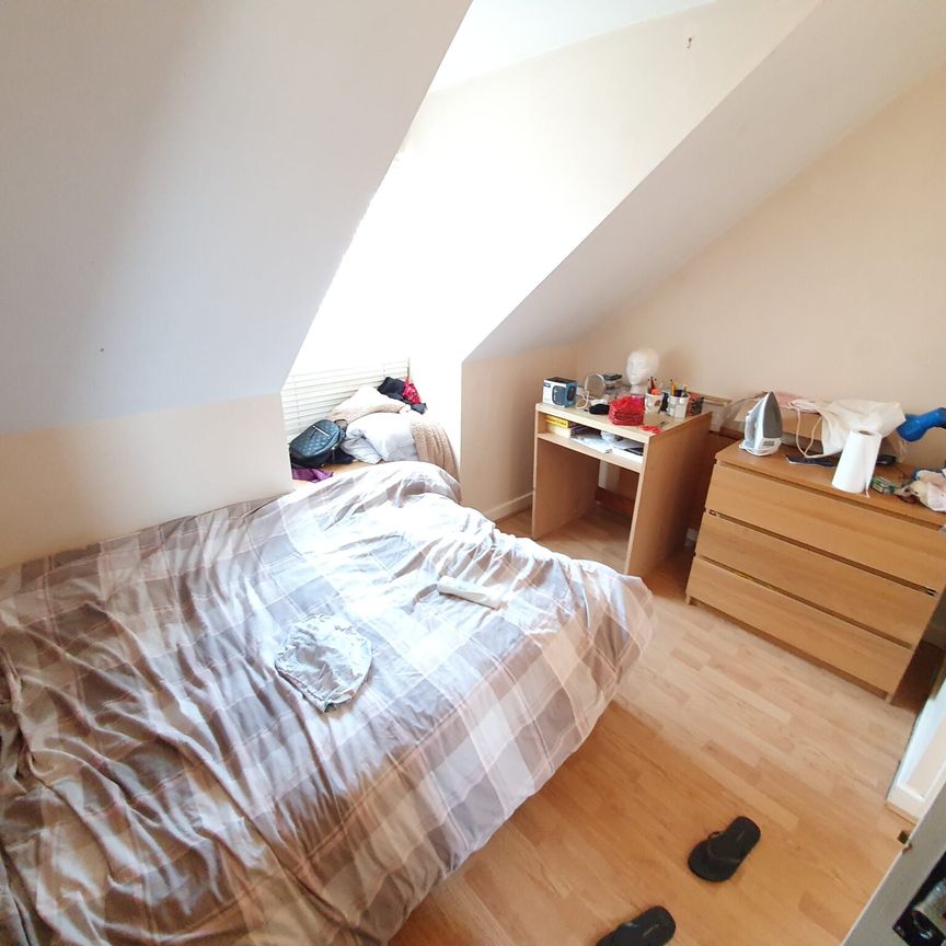 3 Gleave Road Selly Oak - Photo 1